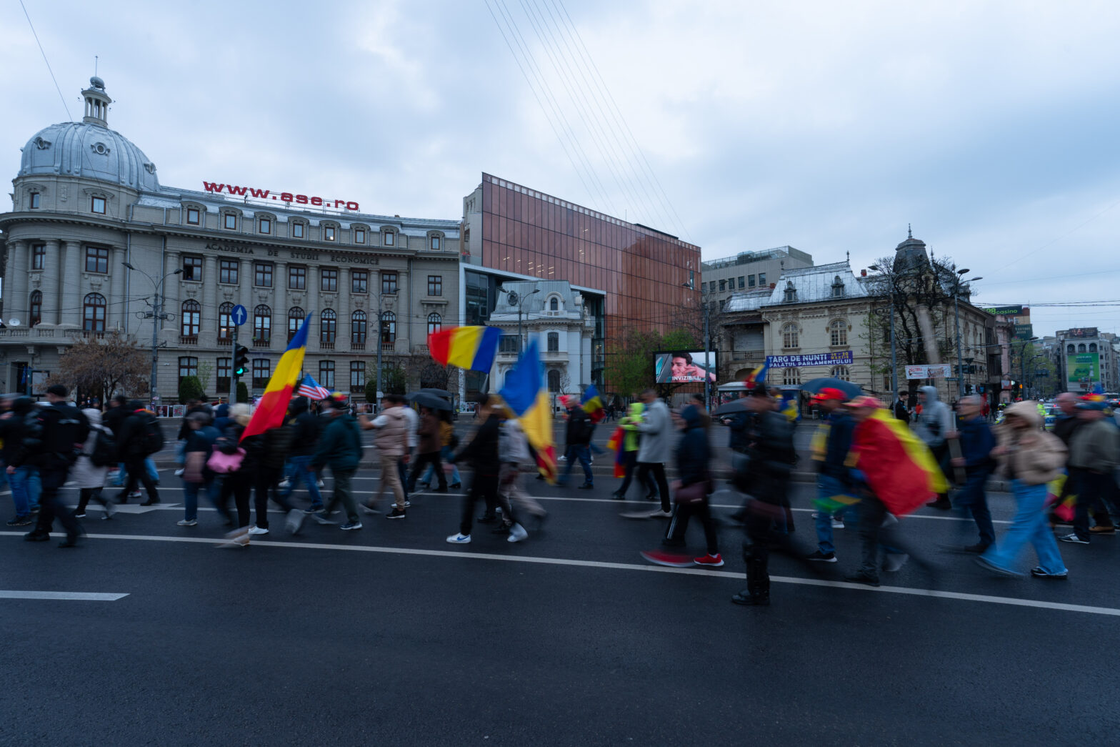 opiniile politice, împreună