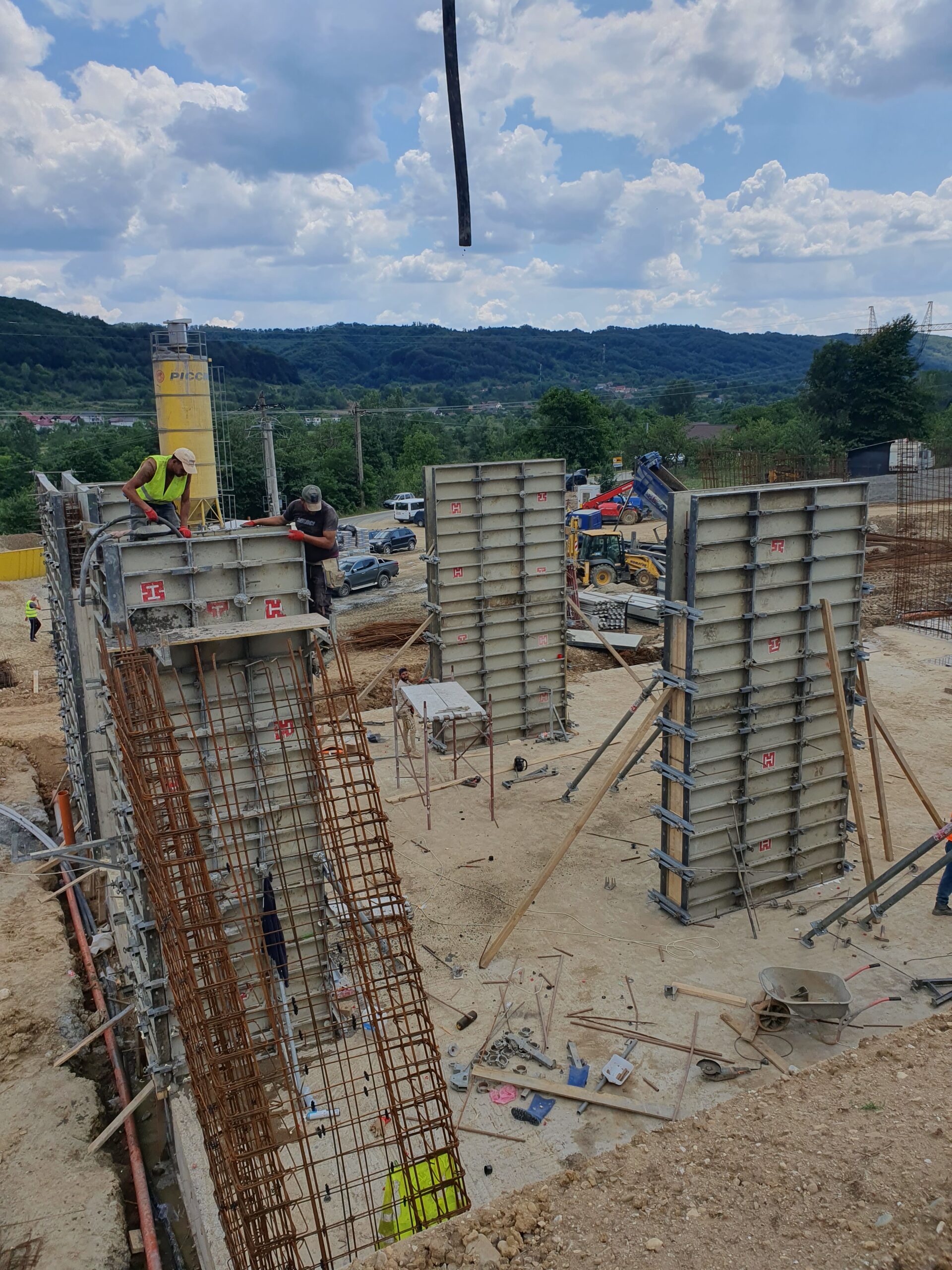 campus profesional dual bookland vulturesti arges